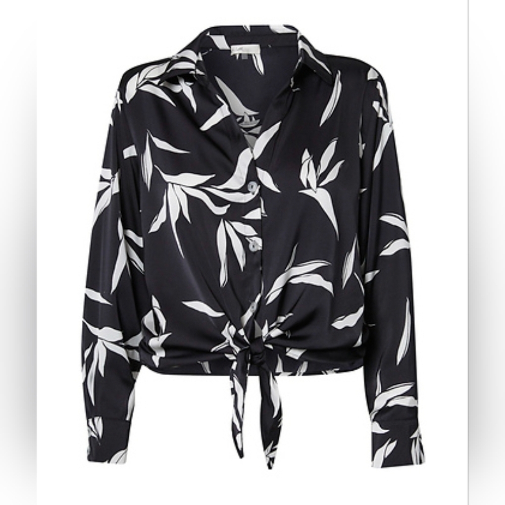 NWT Rielle Botanical Print Shirt